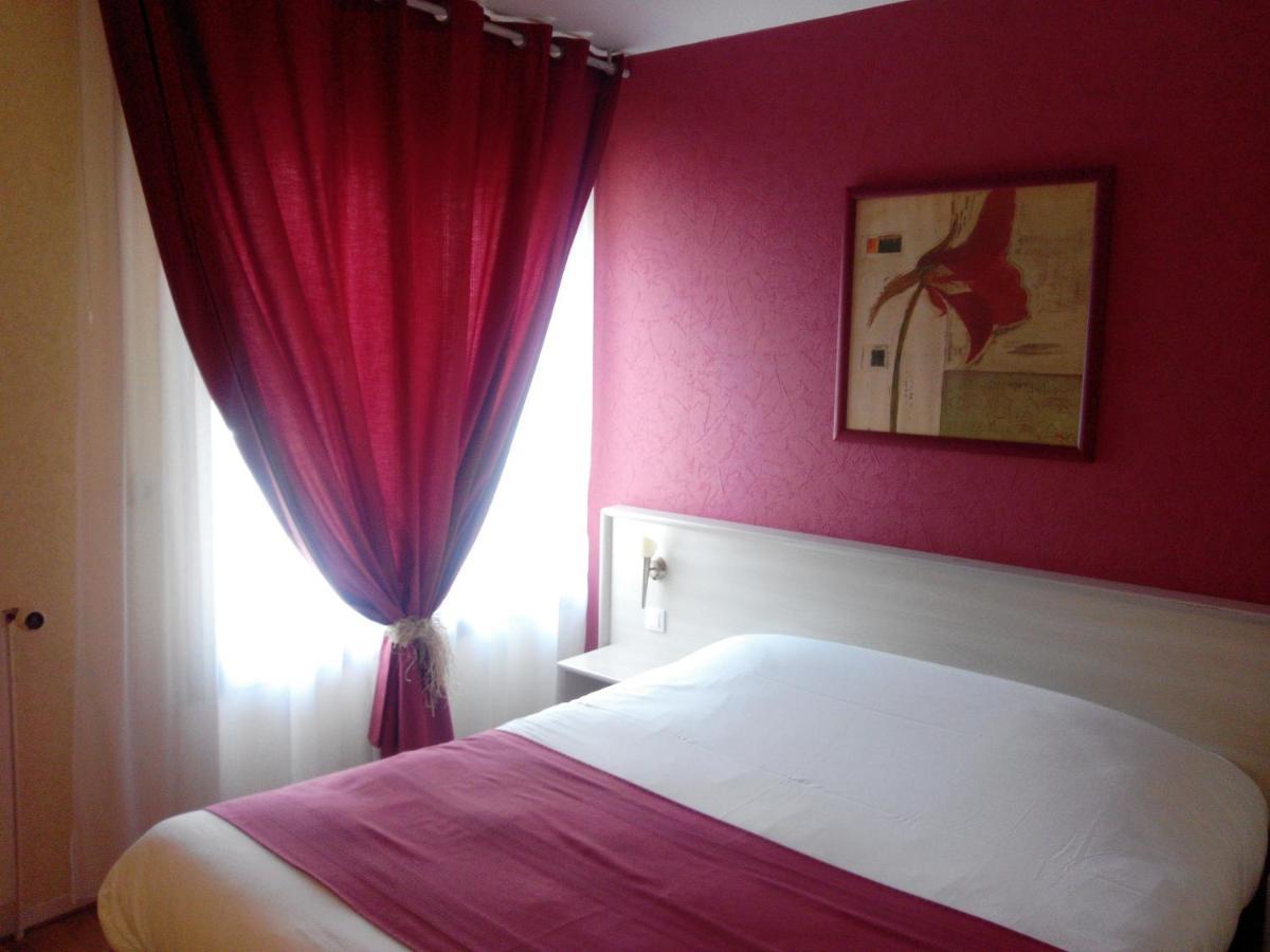 Hotel Etesia Feurs Buitenkant foto